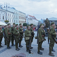 FOTO: Na Námestí SNP bola mobilizácia do Povstania z roku 1944