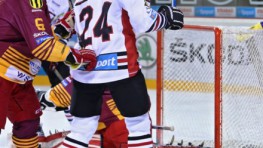 V Trenčíne pred tisíckou divákov naše HC ´05 s dvoma gólmi nevyhralo + HLASY