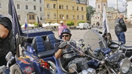 FOTO: Chopper Club Banská Bystrica sa vydal na Cestu úcty do Kalnikówa