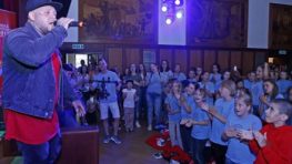 FOTO: Deti deťom s umelcami v Robotníckom dome