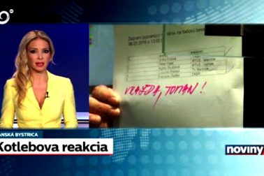dvaja novinari na indexe