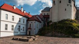 Koncert Slavonic duo Spievajúce múry na Ľupčianskom hrade