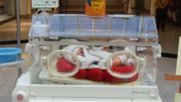 FOTO: Neonatologická klinika sa prezentovala a zbierala financie v Europe