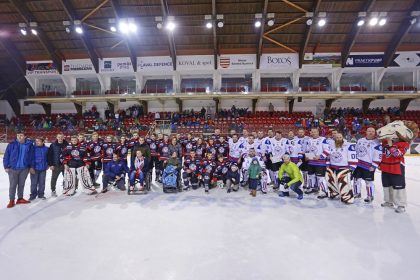 beneficny hokej1