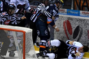 SR hokej  štvrťfinále playoff Košice B. Bystrica KEX