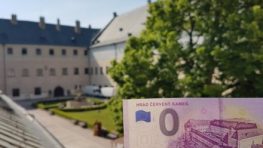 Po prvej 0 eurovke s Pamätníkom SNP bude prvým hradom na ďalšej „nulke“ Červený Kameň