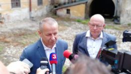 Mesto a Akadémia umení získali od vlády SR 2 mil. € na ďalšiu rekonštrukciu kaštieľa Radvanských