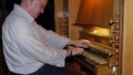 Francúzsky organista Géraud Guillemot na troch koncertoch Vivat Vox Organi 2018