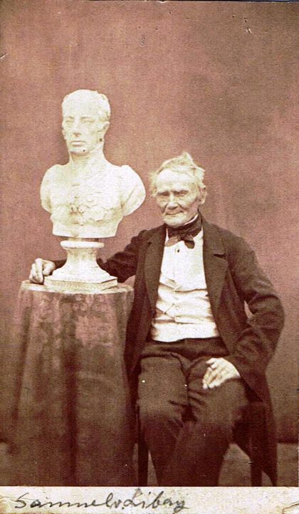 Samuel Libay s bustou cisára Františka_foto súkromný archív F.Glocko