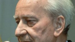 Zomrel prvý rektor UMB profesor Ján Findra (†85)
