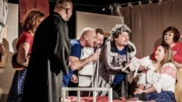 SOS uvádza komédiu Medzibrodského kočovného divadla Legenda (Jánošikowa?)
