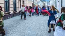 Nočné prehliadky históriou mesta sú v plnom prúde!