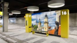 Fotografická súťaž na polepy sklenených stien na autobusovej stanici