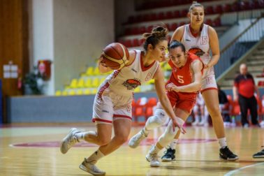 Pumy-Dubcek-FcB-2