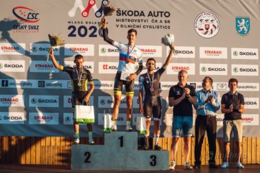ql2Ss_Ts podium