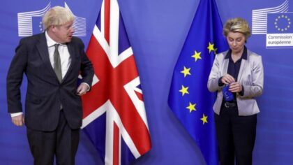 Boris Johnson a Ursula von der Leyen