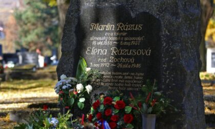 Hrob Martina Rázusa s manželkou