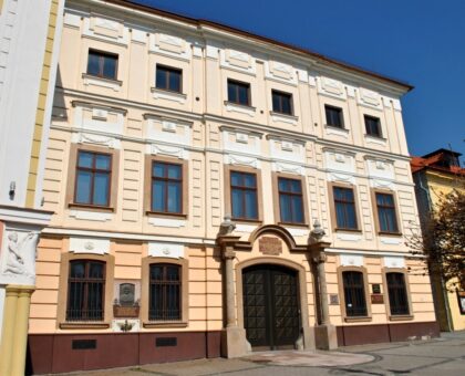 Biskupský palác