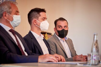 Zľava Ján Lunter, Ondrej Lunter a Ján Beljak