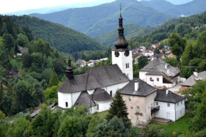 Kostol Premenenia Pána v Španej Doline