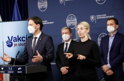 Zľava Eduard Heger, Vladimír Lengvarský a Igor Matovič