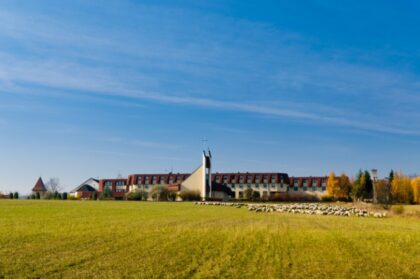 Rímsko-katolícky kňazský seminár Badín (foto R. Bizoň)