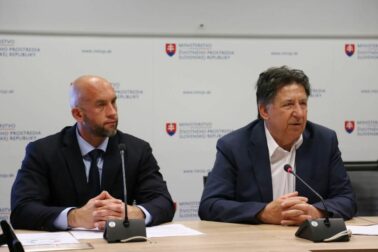 zlava michal maco a jan budaj
