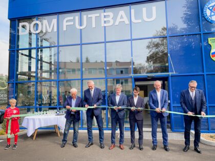 Zľava Jozef Paršo, Stanislav Neuschl, Jozef Kliment, Lorenzo Cavallari, Ján Nosko a Ján Kováčik