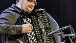 Vo štvrtok 10. novembra 2022 je v Robotníckom dome 12. benefičný koncert Michala Červienku