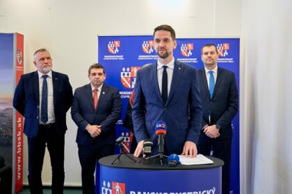 Župan Ondrej Lunter s predsedami koaličných poslaneckých klubov