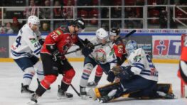 FOTO: Bystrickí hokejisti obetavým výkonom pokorili v prvom play-off zápase Spišiakov + HLASY
