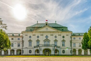 urad vlady sr