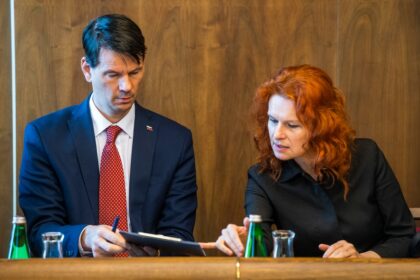 Minister zdravotníctva Michal Palkovič a vicepremiérka Lívia Vašáková