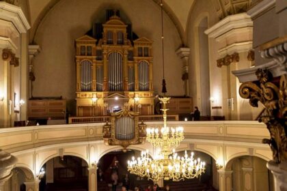 Organ v Evanjelickom kostole v Lazovnej