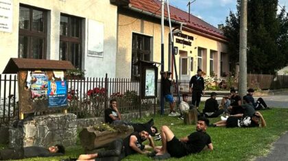 Migranti v obci Koláre