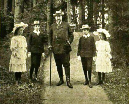 Ferdinand Coburg s rodinou v Pohorelskej Maši