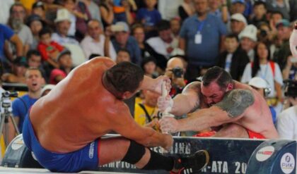Mas-Wrestling