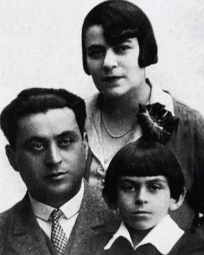 Karola Skutecká - Karvašová s manželom Ferdinandom a synom Petrom