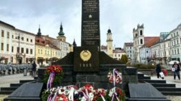 FOTO: Banská Bystrica si pripomenula významnú kapitolu našich novodobých dejín – oslobodenie mesta
