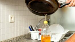 Neviete, kam s použitým kuchynským olejom? Existuje jednoduché a praktické riešenie