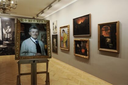 Autoportrét Dominika Szkuteckého v stálej expozícii SSG