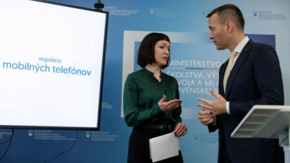 Lenka Svoradová s ministrom školstva