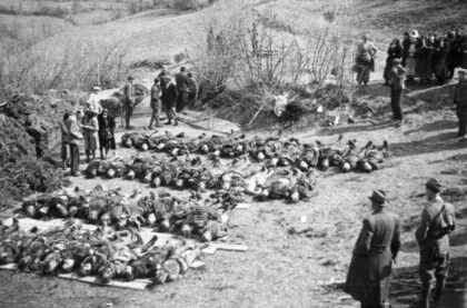 Obete v Kremničke po exhumácii