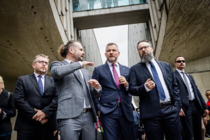 Peter Pellegrini s predstaviteľmi Múzea SNP