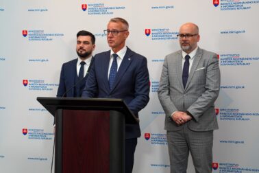 richard rasi so statnymi tajomnikmi