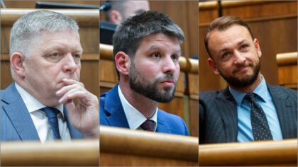 Zľava: Robert Fico, Michal Šimečka a Matúš Šutaj Eštok