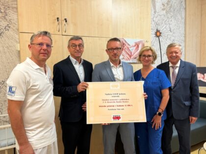 Zľava Karol Dókuš, Ján Bilinský, Milan Urbáni, Elena Drapáčová a Jozef Vahančík