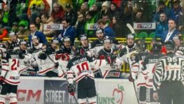 Bystrica deklasovala v Žiline ´vlkov´ 8:0 po hetriku Mykluchu, štvrťfinále je 1:1 + HLASY