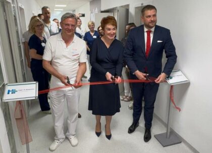 Zľava Karol Dókuš, Miriam Lapuníková a Kamil Šaško