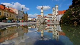 FOTO: Pestrý 1. máj 2025 v meste pod Urpínom so zaujímavým programom